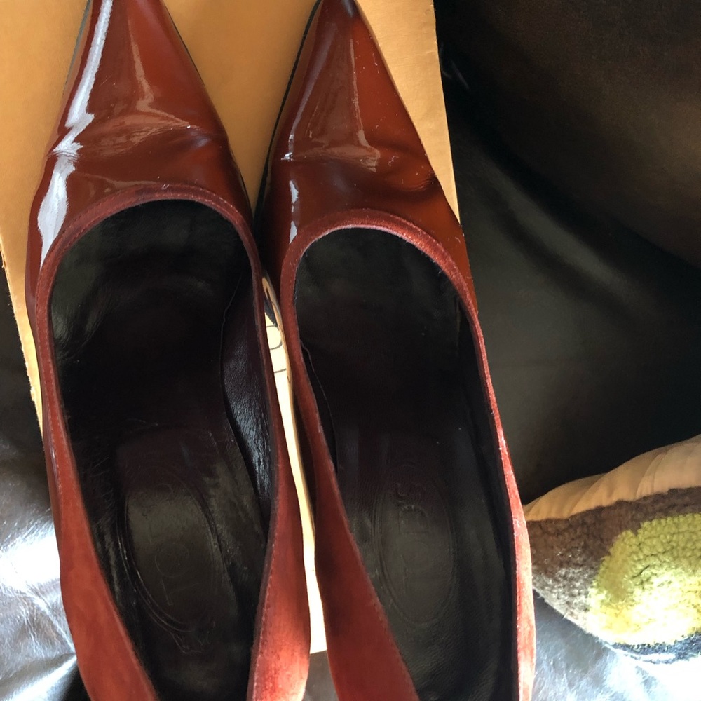 TODS Patent Leather pump
